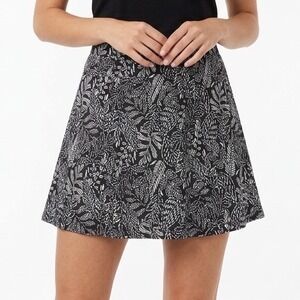 Rip Skirt NWT Inky Botanical Black Skirt Large Velcro Adjustable Swim Beach